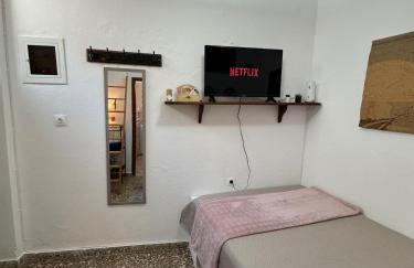 Nostalgia Traditional Home - Photo 15