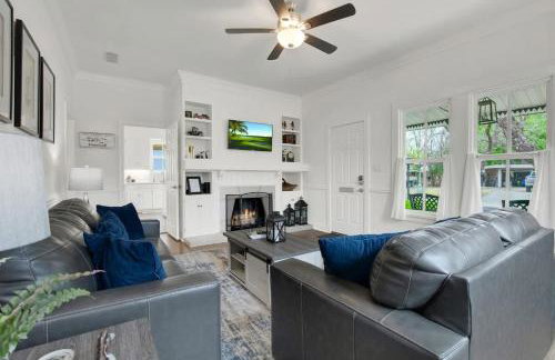 Awesome Haus With Gameroom, 4blks to Center of Town! - Foto 44