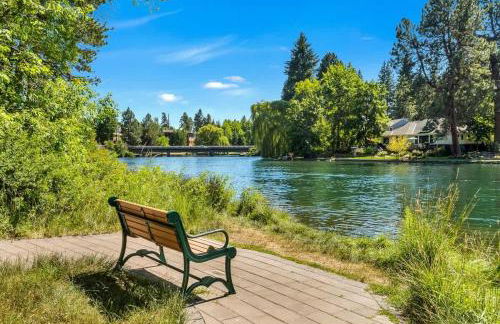 Riverfront Condo with Amazing View - Downtown Bend - Foto 34