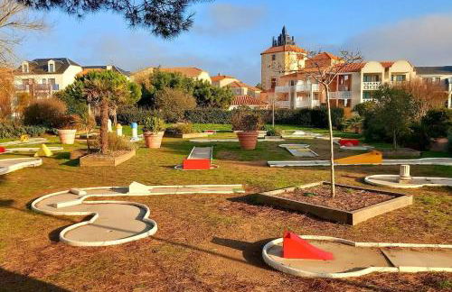 "MOULIN VERT RIVAGE" Maison, 6 personnes, au coeur du golf, village vacances, accès piscines gratuit - Foto 15