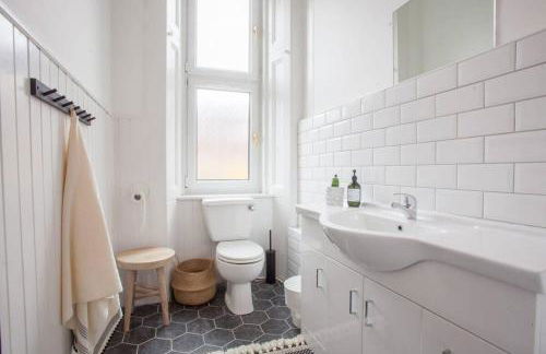 Stunning 2 bed property in heart of West End - Foto 12