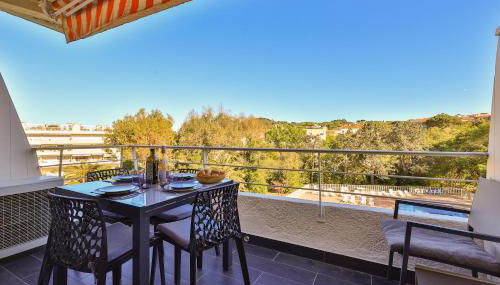 Centre St Tropez - 2 Pièces -Clim Piscine Parking - Photo 4