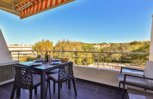 Centre St Tropez - 2 Pièces -Clim Piscine Parking - Photo 4