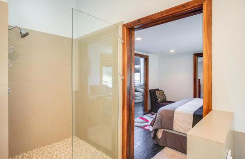 Beautiful Lake Coeur dAlene Retreat Deck and View! - Foto 13