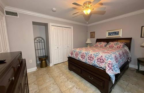 2 bedroom private apt & laundry - Foto 25