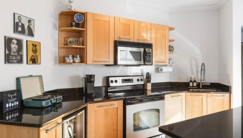 Pool, Walk Restaurants plus Bars on Famous Music Row - Foto 4