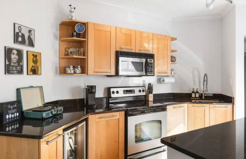 Pool, Walk Restaurants plus Bars on Famous Music Row - Foto 4