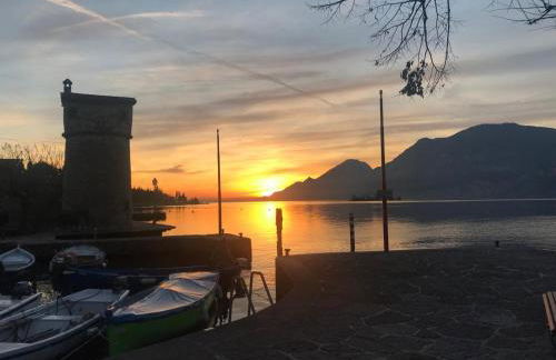 ROMANTICO APPARTAMENTO a CASSONE DI MALCESINE - Foto 4