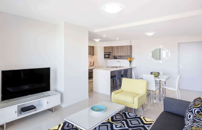 Oaks Brisbane Woolloongabba Suites - Photo 17