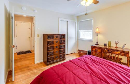 9 Mi to Lake George Village Home in Queensbury - Foto 21