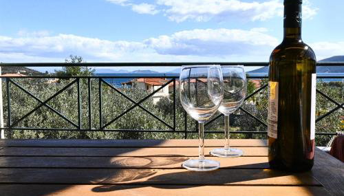 Pavlos' cottage with beach view - Foto 2