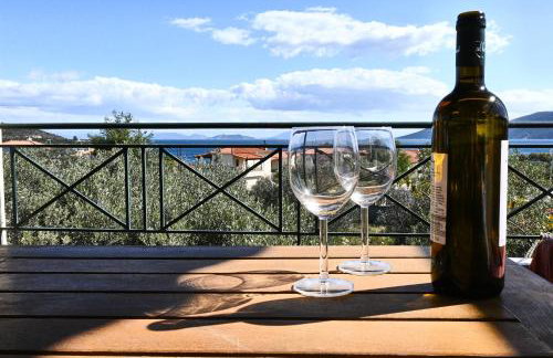 Pavlos' cottage with beach view - Foto 2