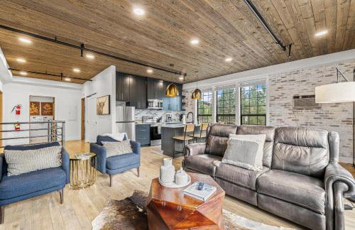 The Loft- Steps from the Lake & Dining- This newly renovated 2 bedroom loft in the heart of McCall - Foto 3