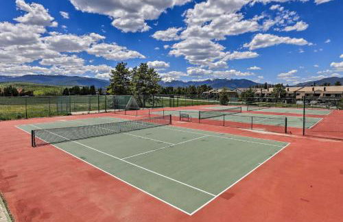 Warm Fraser Townhome with Community Amenities! - Foto 31