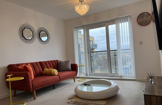 Mordern Retro 2 Bedroom Apartment - Foto 13