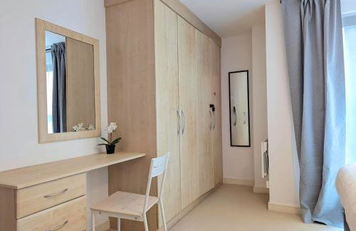 Spacious 2-Bedroom Apt in Heart of City Centre - Foto 12