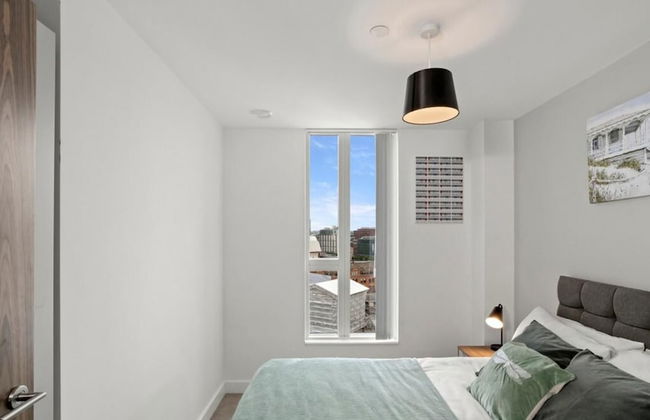 Spectacular Apartment Balcony View in City Centre - Foto 6