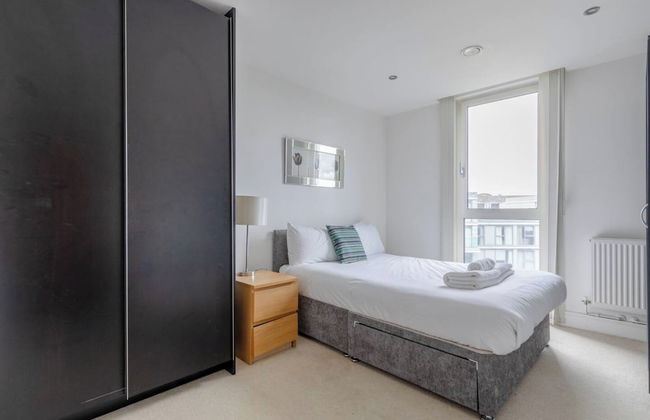 Sleek & Sunny 1BD Flat Near Greenwhich - Deptford! - Foto 2