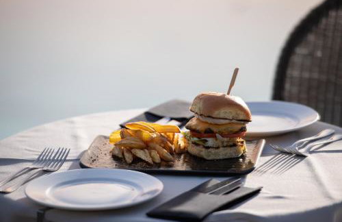 Karavia Lux Inn - Photo 57