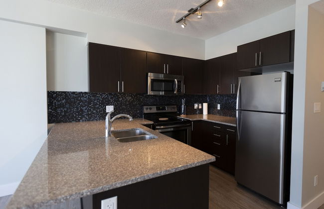 Icon 2 Apartments by Corporate Stays - Photo 19