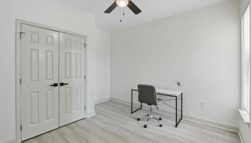 Contemporary 2BR2BA with Great Amenities - Foto 4