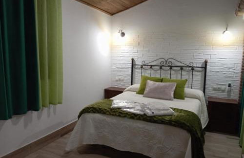 ENTRESIERRAS Apartamentos rurales con chimenea, barbacoa y espacio para eventos - Foto 80