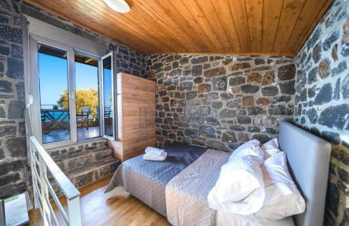 TerraZeus - Stone House Beachfront 1 - Foto 2