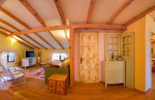 Amazing Villa In Slime, rest for mind, body and soul - Nature, garden and outside swimming pool - Foto 33