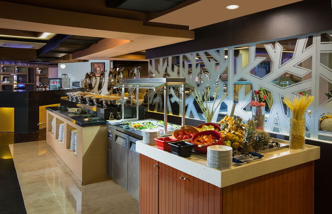 Horison Ultima Suite & Residence Rasuna Jakarta - Photo 50