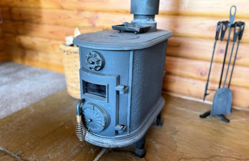 Beautiful 2BR Beach Lodge Set In Stunning Gardens - Pass the Keys - Photo 9