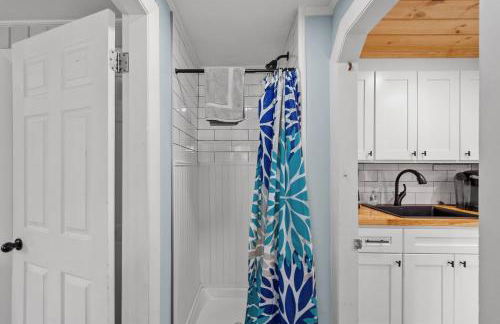 Charming Kennebunk Cape - Walk to Dock Square! - Foto 27