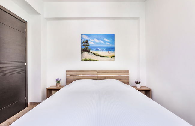 Sunset Villas - Photo 13