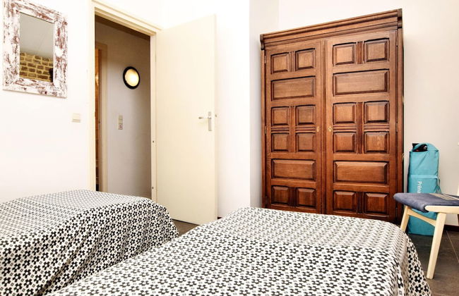 Pleasing Holiday Home in Richelle With Garden, Terrace, BBQ - Photo 11