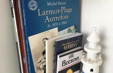 TOUT A PIED ! T2 25m2 - Parking privé - Wifi - Foto 16