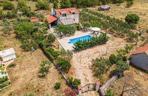 Three-Bedroom Holiday Home In Lozovac - Foto 22