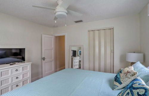 Tampa Bay Area Cottage with Gas Grill and Fire Pit! - Foto 15