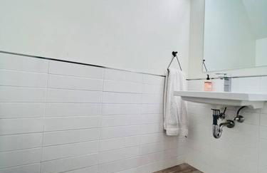 Oasis in the City - Calm 4BR Home with Gym & Sauna - Foto 24