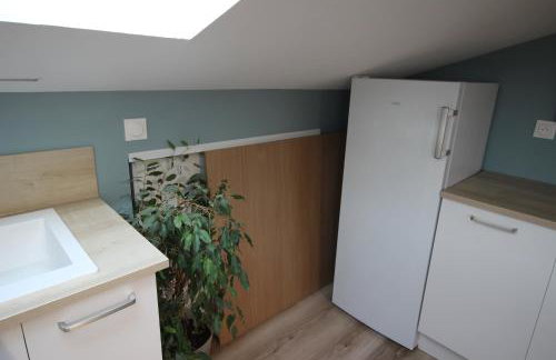 Verdun Centre - Full climatisation - 3 chambres - 7 couchages - 10 personnes - Parking Proche - Terrain 800m2 - Balnéothérapie - Air de jeux extérieurs - TOP CONFORT - Géré par PrestaZen'Services - Photo 16