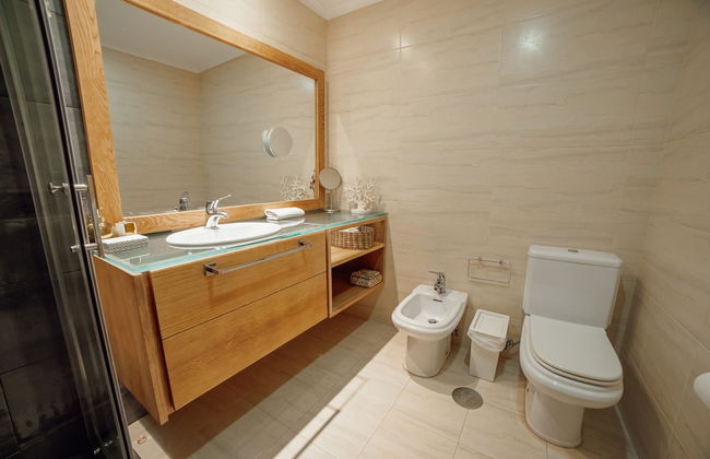 Arcozelo Pool Garage by Vacationy - Photo 9