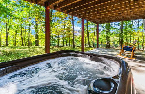 Cozy cabin w hot tub, deck & BBQ - Foto 26
