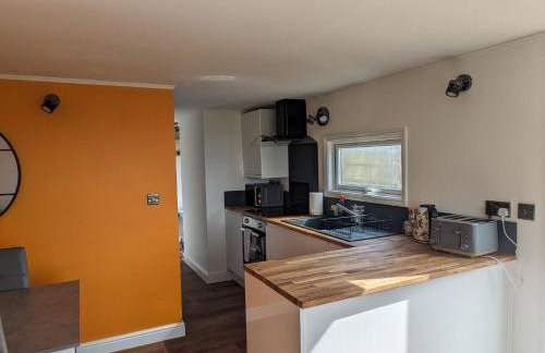 The Sunset "with private Hot tub" - Foto 17