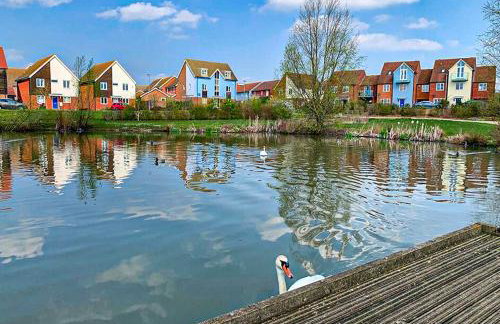 Stylish Apartment with Balcony, Free Parking, Fast Wifi and Smart TV with Sky and Netflix by Yoko Property - Foto 23