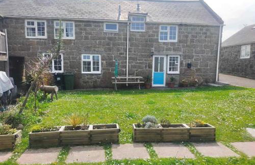 Large 3 bedroom flat in Sennen - Photo 31