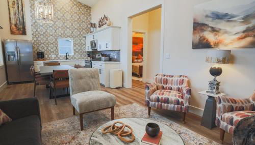 Valley View Resort Cabin 16, 1-Bed, Modern-Luxury with Hot Tub in Canaan Valley, WV - Foto 5