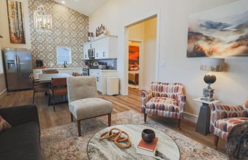 Valley View Resort Cabin 16, 1-Bed, Modern-Luxury with Hot Tub in Canaan Valley, WV - Photo 5