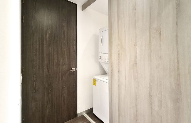 BEE Suites Santa Ana - Foto 12