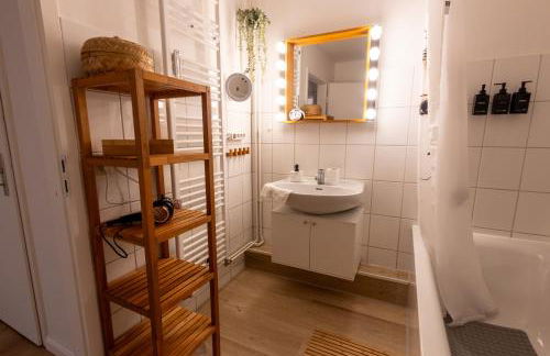 Karizma - Stylisch Design - Innenstadt - Küche - Parkplatz - Internet - Foto 61