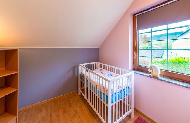 Holiday Home With hot tub in Vielsalm - Photo 4