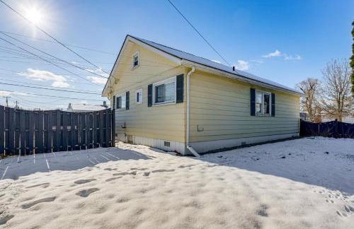 Clawson Home with Garage Walk to Stores and Dining - Photo 21