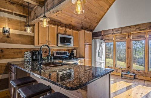 Hidden Star Hideaway-Blackberry Farm-Smoky Mtn Nat Park-Hot Tub- Fire Pit- Fenced Yard- Pet Friendly - Foto 25